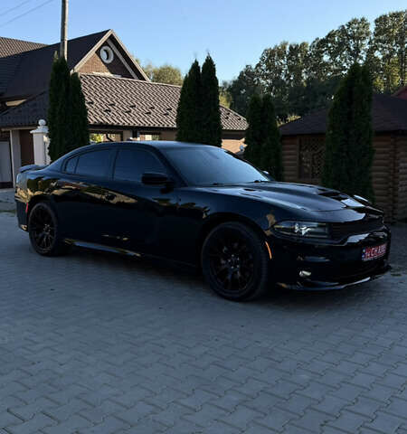 Черный Додж Чарджер, объемом двигателя 5.7 л и пробегом 60 тыс. км за 29999 $, фото 31 на Automoto.ua