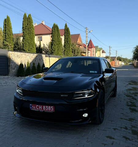 Черный Додж Чарджер, объемом двигателя 5.7 л и пробегом 60 тыс. км за 29999 $, фото 2 на Automoto.ua