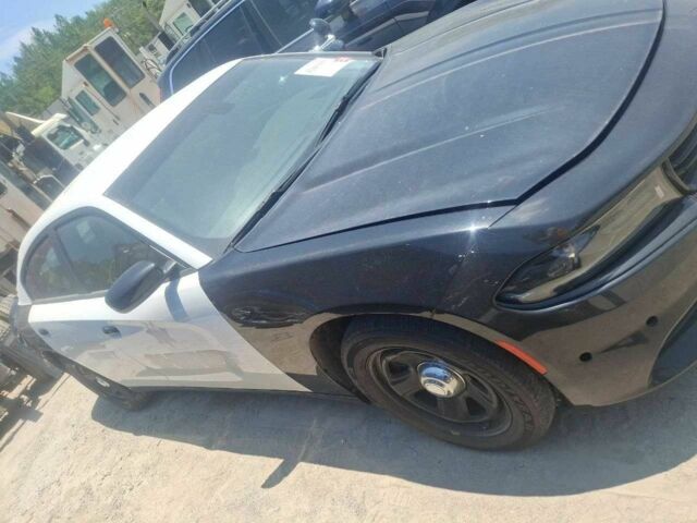 Чорний Додж Charger, об'ємом двигуна 5.7 л та пробігом 45 тис. км за 21500 $, фото 8 на Automoto.ua