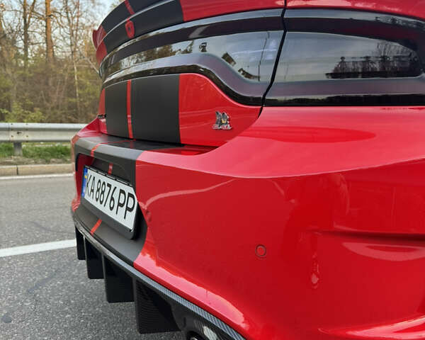 Червоний Додж Charger, об'ємом двигуна 6.4 л та пробігом 98 тис. км за 33000 $, фото 2 на Automoto.ua