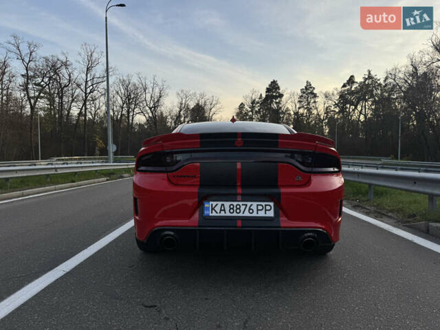 Червоний Додж Charger, об'ємом двигуна 6.4 л та пробігом 98 тис. км за 33000 $, фото 10 на Automoto.ua