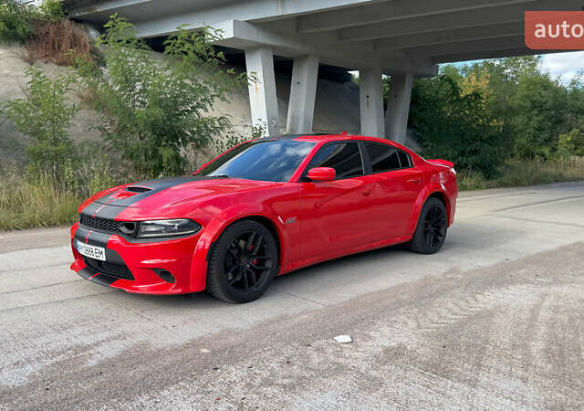 Червоний Додж Charger, об'ємом двигуна 6.4 л та пробігом 96 тис. км за 31500 $, фото 13 на Automoto.ua