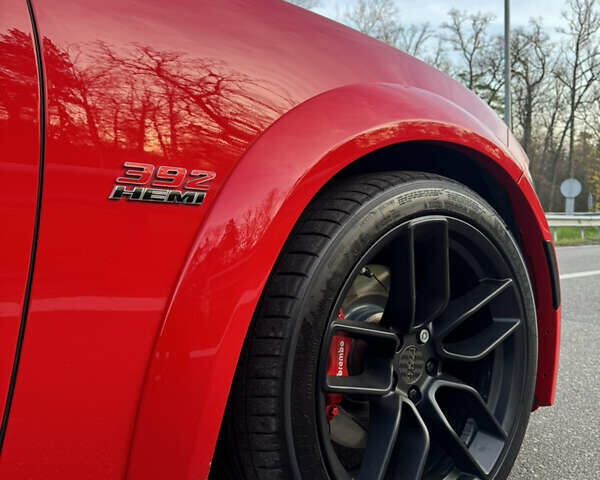 Червоний Додж Charger, об'ємом двигуна 6.4 л та пробігом 98 тис. км за 33000 $, фото 3 на Automoto.ua