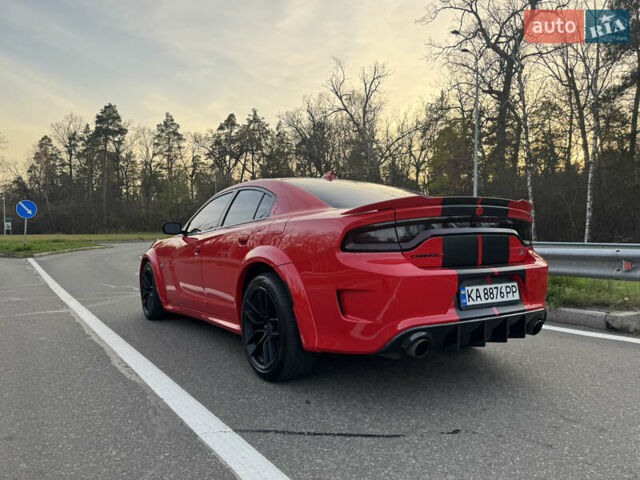 Червоний Додж Charger, об'ємом двигуна 6.4 л та пробігом 98 тис. км за 33000 $, фото 9 на Automoto.ua