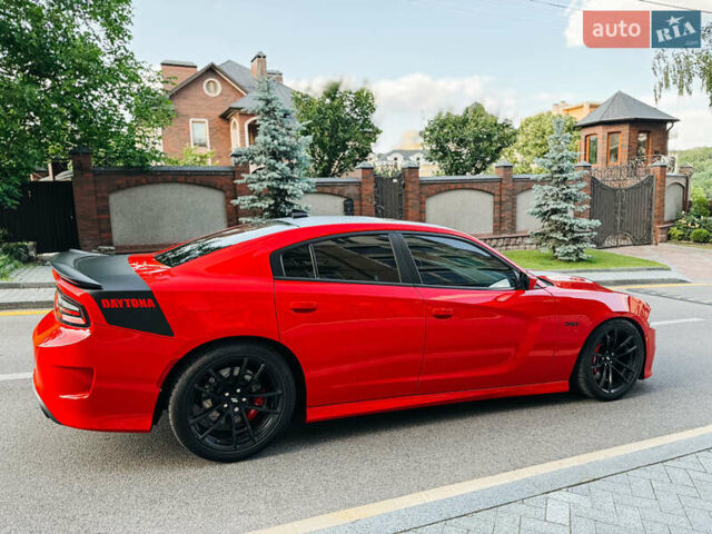 Красный Додж Чарджер, объемом двигателя 6.4 л и пробегом 76 тыс. км за 34900 $, фото 12 на Automoto.ua