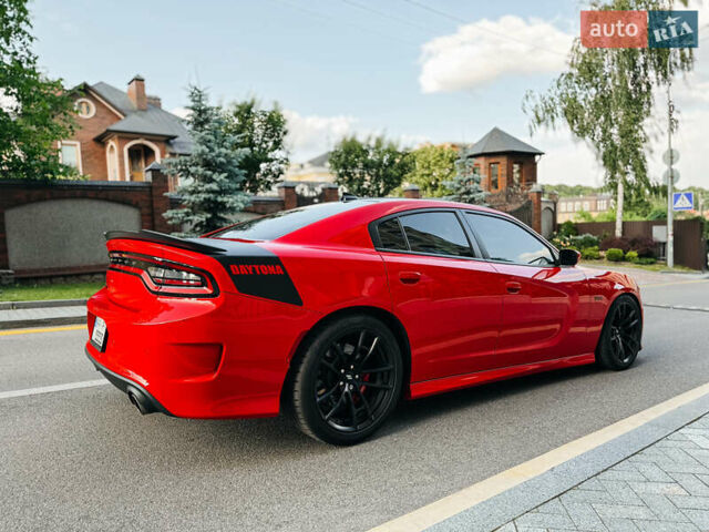 Красный Додж Чарджер, объемом двигателя 6.4 л и пробегом 76 тыс. км за 34900 $, фото 11 на Automoto.ua