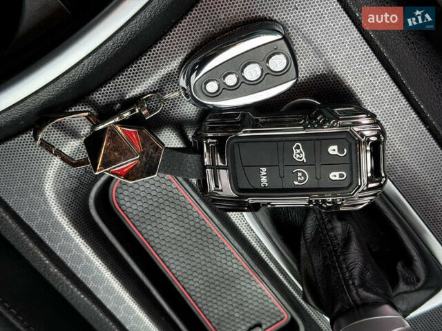 Додж Чарджер 2018 в Косове на Automoto.ua Красный Додж Чарджер, объемом двигателя 3.6 л и пробегом 145 тыс. км за 18500 $, фото 24 на Automoto.ua