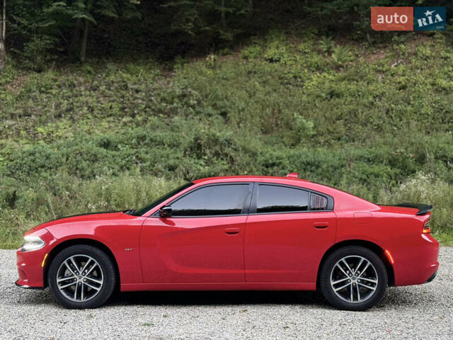 Додж Чарджер 2018 в Косове на Automoto.ua Красный Додж Чарджер, объемом двигателя 3.6 л и пробегом 145 тыс. км за 18500 $, фото 2 на Automoto.ua