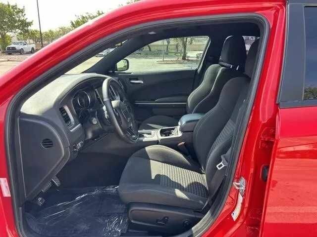 Червоний Додж Charger, об'ємом двигуна 3.6 л та пробігом 74 тис. км за 7000 $, фото 8 на Automoto.ua