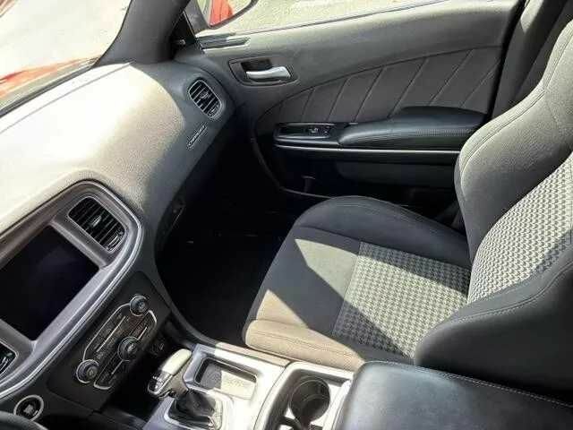 Червоний Додж Charger, об'ємом двигуна 3.6 л та пробігом 74 тис. км за 7000 $, фото 21 на Automoto.ua