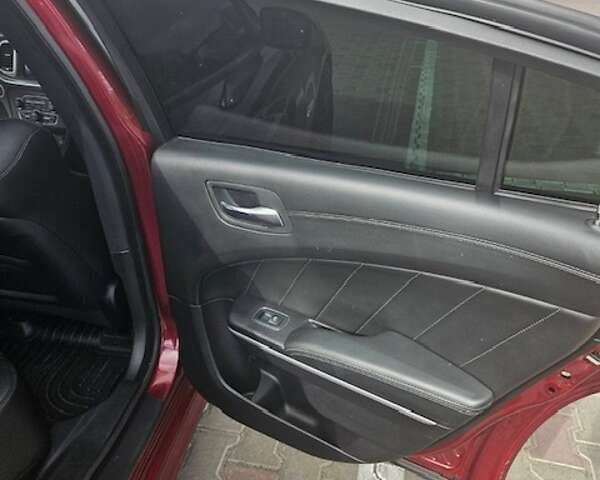 Червоний Додж Charger, об'ємом двигуна 6.41 л та пробігом 22 тис. км за 44999 $, фото 28 на Automoto.ua