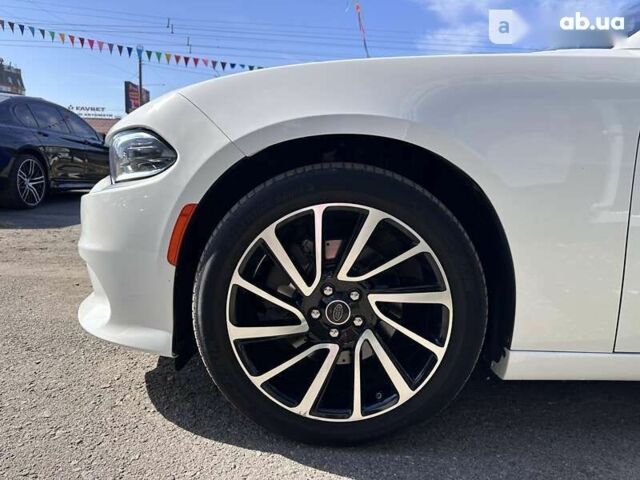 Додж Чарджер, объемом двигателя 3.6 л и пробегом 137 тыс. км за 21000 $, фото 3 на Automoto.ua