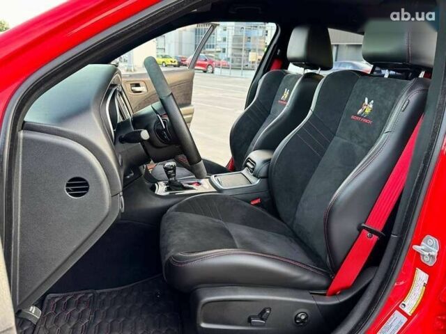 Додж Charger, об'ємом двигуна 6.4 л та пробігом 85 тис. км за 31500 $, фото 23 на Automoto.ua
