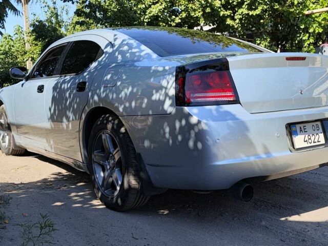 Сірий Додж Charger, об'ємом двигуна 3.5 л та пробігом 212 тис. км за 8200 $, фото 3 на Automoto.ua