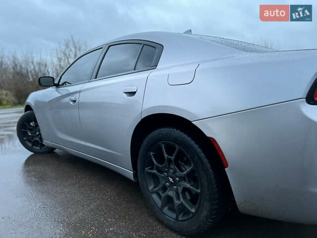 Серый Додж Чарджер, объемом двигателя 3.6 л и пробегом 198 тыс. км за 13800 $, фото 37 на Automoto.ua