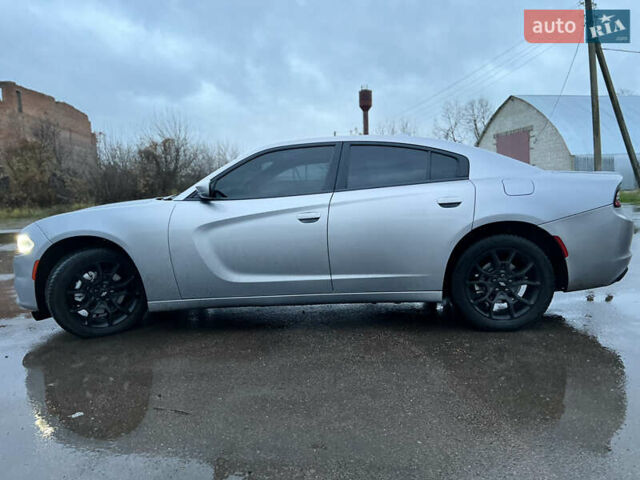 Серый Додж Чарджер, объемом двигателя 3.6 л и пробегом 198 тыс. км за 13800 $, фото 24 на Automoto.ua