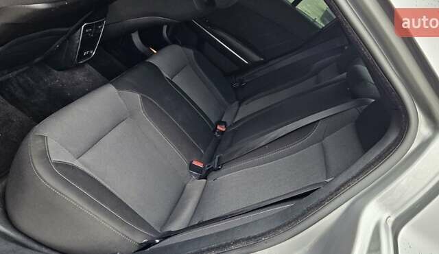 Серый Додж Чарджер, объемом двигателя 3.6 л и пробегом 192 тыс. км за 13000 $, фото 14 на Automoto.ua