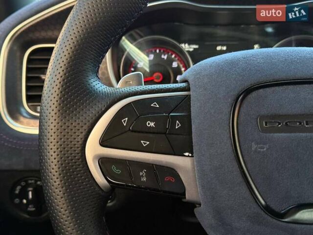Сірий Додж Charger, об'ємом двигуна 5.65 л та пробігом 200 тис. км за 29990 $, фото 24 на Automoto.ua