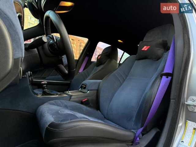 Сірий Додж Charger, об'ємом двигуна 5.65 л та пробігом 200 тис. км за 29990 $, фото 8 на Automoto.ua
