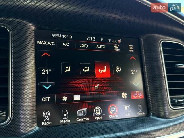 Сірий Додж Charger, об'ємом двигуна 5.65 л та пробігом 200 тис. км за 29990 $, фото 21 на Automoto.ua