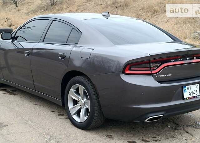 Сірий Додж Charger, об'ємом двигуна 3.6 л та пробігом 84 тис. км за 18400 $, фото 7 на Automoto.ua