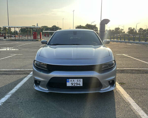 Сірий Додж Charger, об'ємом двигуна 5.7 л та пробігом 97 тис. км за 23000 $, фото 1 на Automoto.ua