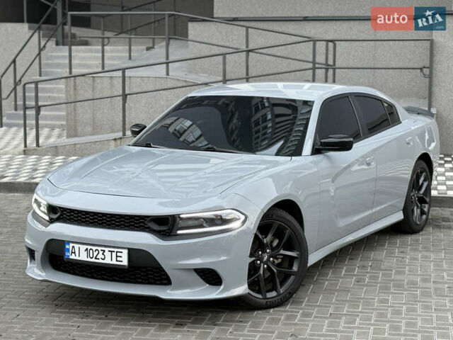 Серый Додж Чарджер, объемом двигателя 3.6 л и пробегом 65 тыс. км за 23900 $, фото 2 на Automoto.ua