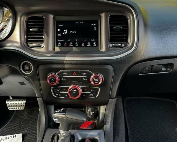 Додж Чарджер 2022 в Белой Церкве на Automoto.ua Серый Додж Чарджер, объемом двигателя 3.6 л и пробегом 63 тыс. км за 24500 $, фото 23 на Automoto.ua