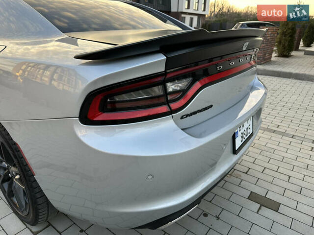 Сірий Додж Charger, об'ємом двигуна 3.6 л та пробігом 47 тис. км за 25000 $, фото 12 на Automoto.ua