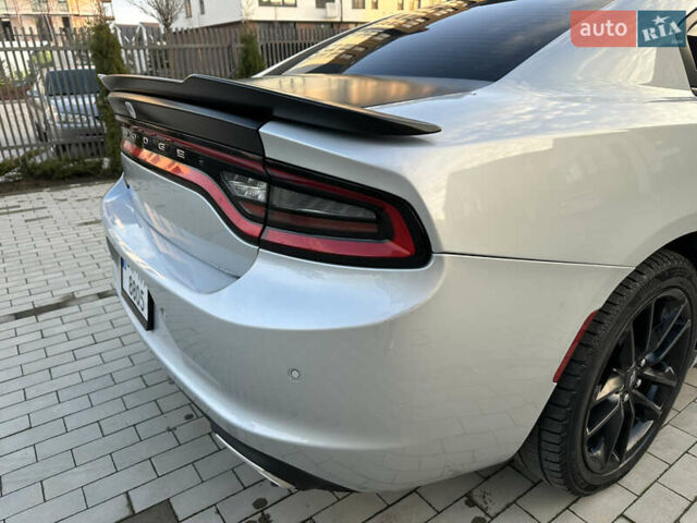 Сірий Додж Charger, об'ємом двигуна 3.6 л та пробігом 47 тис. км за 25000 $, фото 11 на Automoto.ua