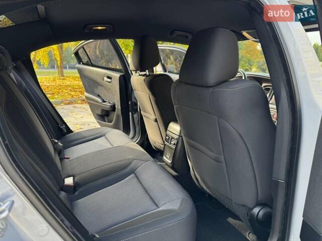 Додж Чарджер 2022 в Белой Церкве на Automoto.ua Серый Додж Чарджер, объемом двигателя 3.6 л и пробегом 63 тыс. км за 24500 $, фото 20 на Automoto.ua