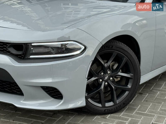 Серый Додж Чарджер, объемом двигателя 3.6 л и пробегом 65 тыс. км за 23900 $, фото 6 на Automoto.ua