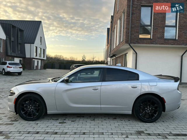 Сірий Додж Charger, об'ємом двигуна 3.6 л та пробігом 47 тис. км за 25000 $, фото 7 на Automoto.ua