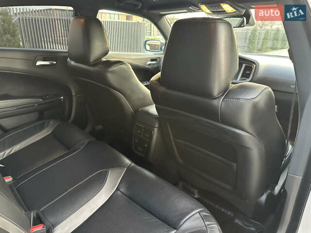 Сірий Додж Charger, об'ємом двигуна 3.6 л та пробігом 47 тис. км за 25000 $, фото 33 на Automoto.ua