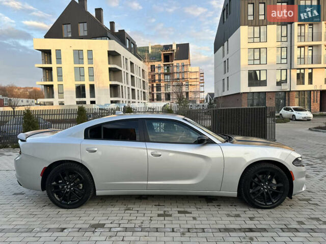 Сірий Додж Charger, об'ємом двигуна 3.6 л та пробігом 47 тис. км за 25000 $, фото 3 на Automoto.ua