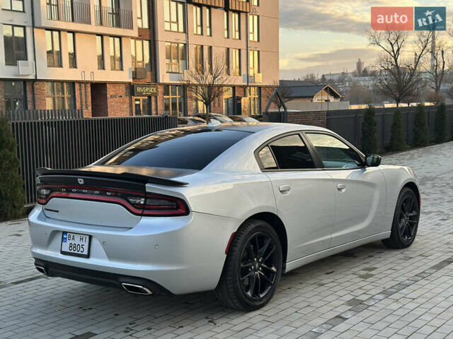 Сірий Додж Charger, об'ємом двигуна 3.6 л та пробігом 47 тис. км за 25000 $, фото 4 на Automoto.ua