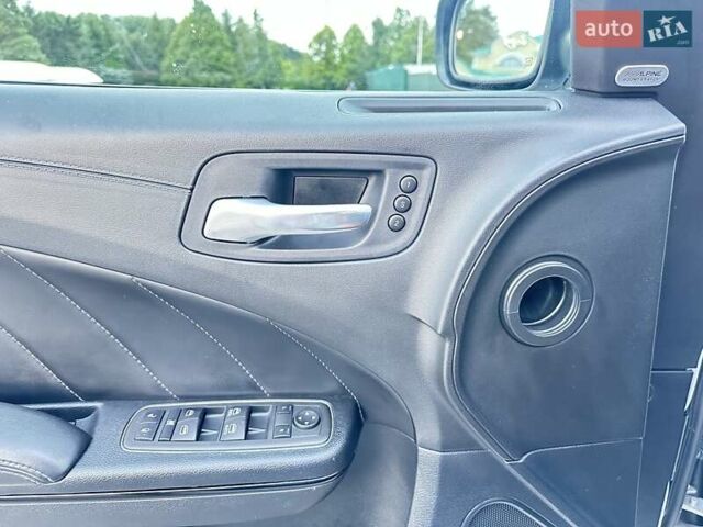 Додж Чарджер 2022 в Умани на Automoto.ua Серый Додж Чарджер, объемом двигателя 3.6 л и пробегом 35 тыс. км за 26400 $, фото 47 на Automoto.ua