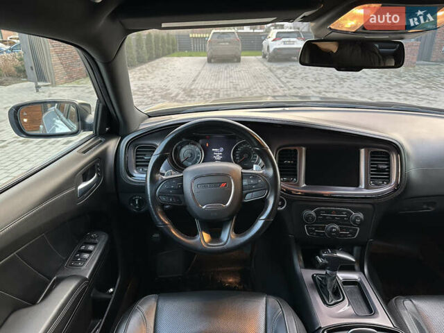 Сірий Додж Charger, об'ємом двигуна 3.6 л та пробігом 47 тис. км за 25000 $, фото 41 на Automoto.ua