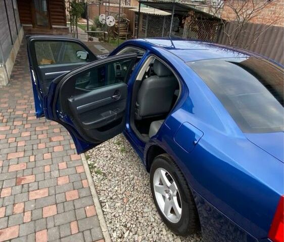 Синій Додж Charger, об'ємом двигуна 3.5 л та пробігом 168 тис. км за 7950 $, фото 14 на Automoto.ua