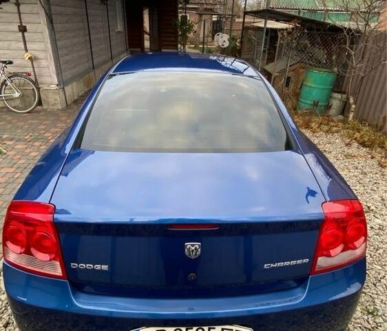 Синій Додж Charger, об'ємом двигуна 3.5 л та пробігом 168 тис. км за 7950 $, фото 9 на Automoto.ua