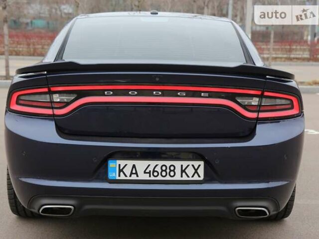 Синій Додж Charger, об'ємом двигуна 3.6 л та пробігом 86 тис. км за 16600 $, фото 6 на Automoto.ua