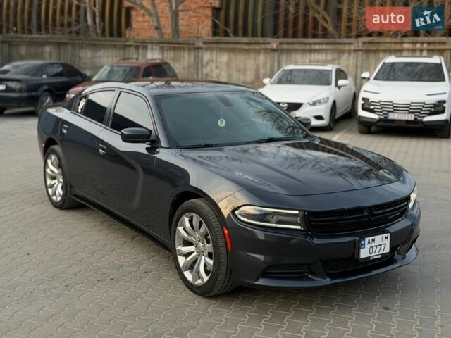 Синий Додж Чарджер, объемом двигателя 5.7 л и пробегом 155 тыс. км за 23999 $, фото 6 на Automoto.ua