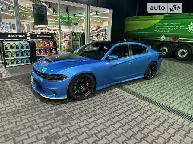 Синій Додж Charger, об'ємом двигуна 6.4 л та пробігом 26 тис. км за 40000 $, фото 4 на Automoto.ua