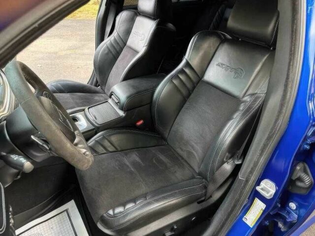 Додж Чарджер 2019 в Днепре (Днепропетровске) на Automoto.ua Синий Додж Чарджер, объемом двигателя 6.2 л и пробегом 86 тыс. км за 14200 $, фото 10 на Automoto.ua