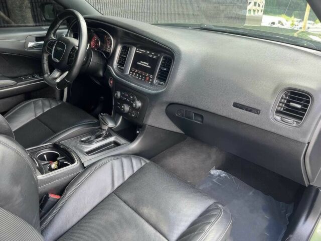 Додж Чарджер 2021 в Киеве на Automoto.ua Зеленый Додж Чарджер, объемом двигателя 6.2 л и пробегом 16 тыс. км за 15800 $, фото 11 на Automoto.ua