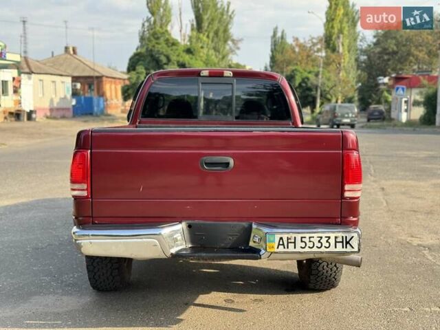 Красный Додж Дакота, объемом двигателя 4.7 л и пробегом 250 тыс. км за 8950 $, фото 7 на Automoto.ua