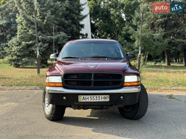 Красный Додж Дакота, объемом двигателя 4.7 л и пробегом 250 тыс. км за 8950 $, фото 4 на Automoto.ua