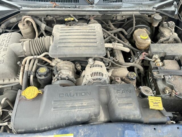 Синий Додж Дакота, объемом двигателя 4.7 л и пробегом 240 тыс. км за 2650 $, фото 4 на Automoto.ua