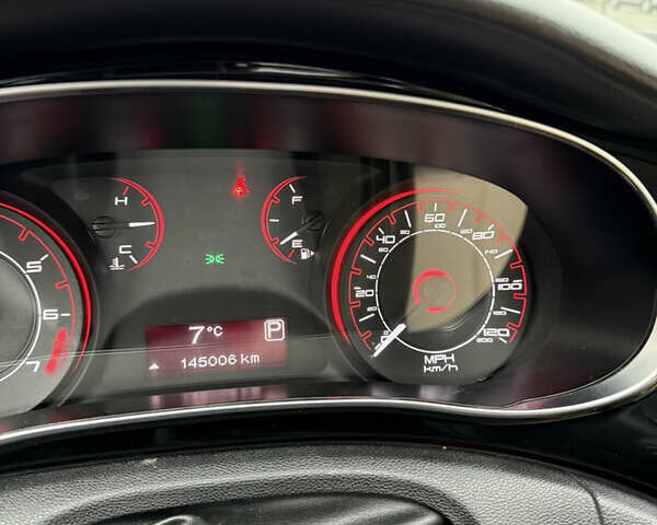 Додж Дарт 2012 в Киеве на Automoto.ua Белый Додж Дарт, объемом двигателя 2 л и пробегом 145 тыс. км за 8200 $, фото 22 на Automoto.ua