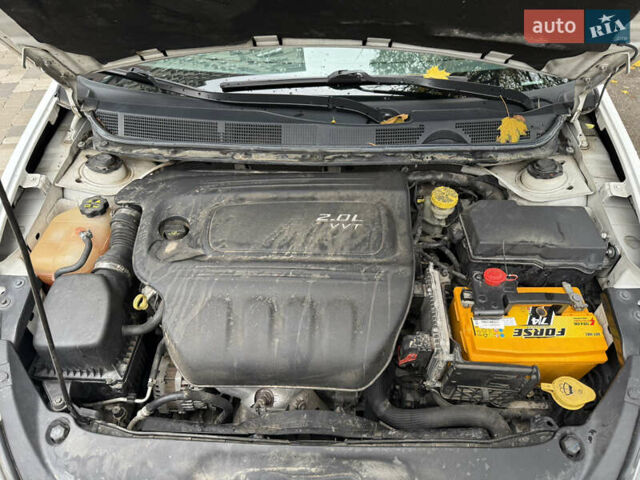 Додж Дарт 2012 в Киеве на Automoto.ua Белый Додж Дарт, объемом двигателя 2 л и пробегом 145 тыс. км за 8200 $, фото 26 на Automoto.ua